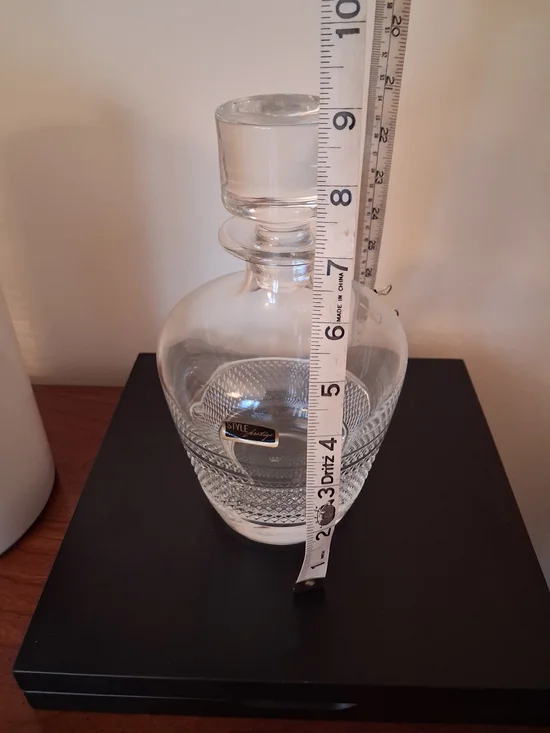 Style Prestige Cut Glass Decanter - Clear - Picture 3 of 7